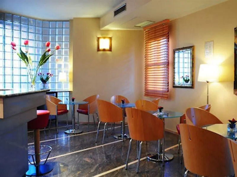 Hotel Maxim Bologna 3*,