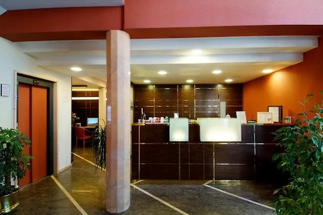 Hotel Maxim Bologna 3*,  Italy