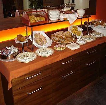 ***  Hotel Maxim Bolonya İtalya